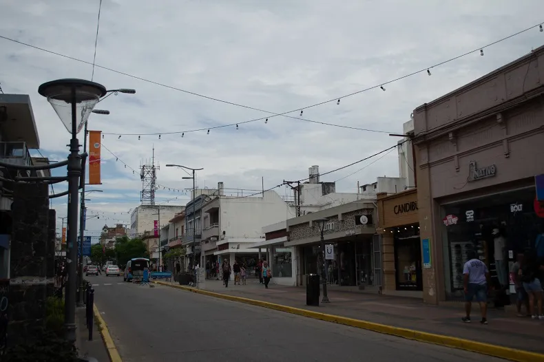 Clima 2025 nublado (9P)