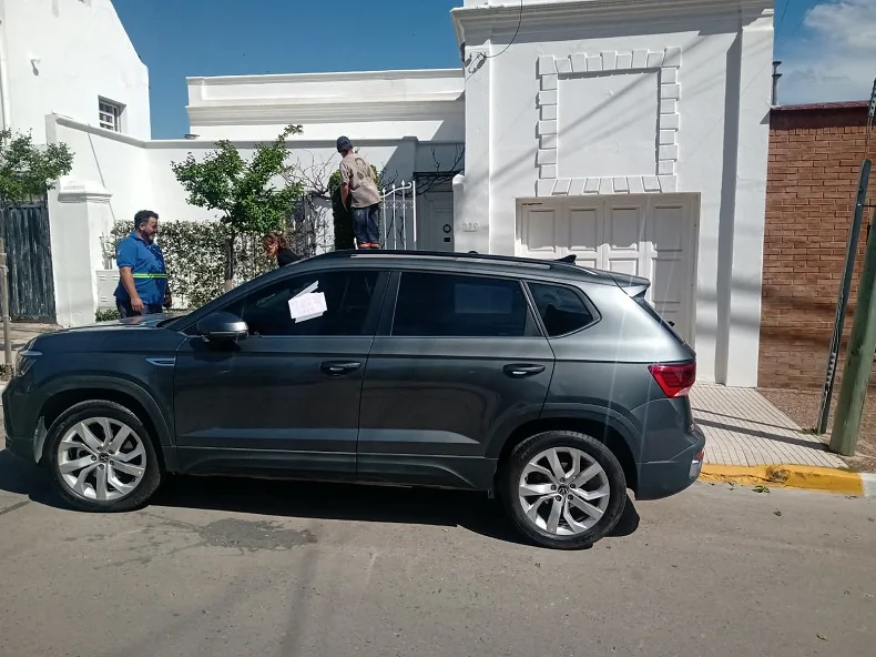 Auto secuestrado garage AG 20261002