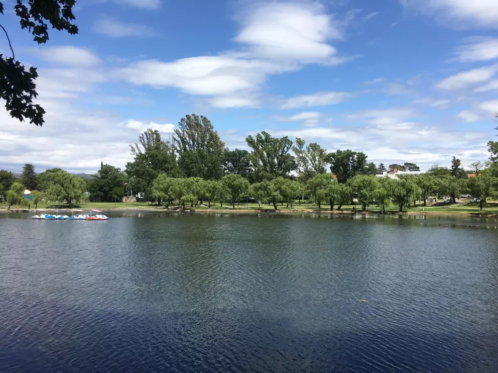 clima tiempo bueno despejado ciudad