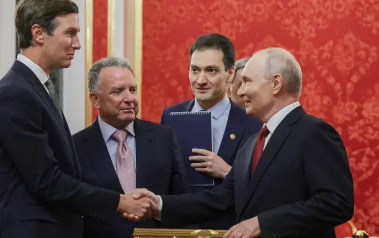 PUTIN, Vladimir + enviados de TRUMP 20260905