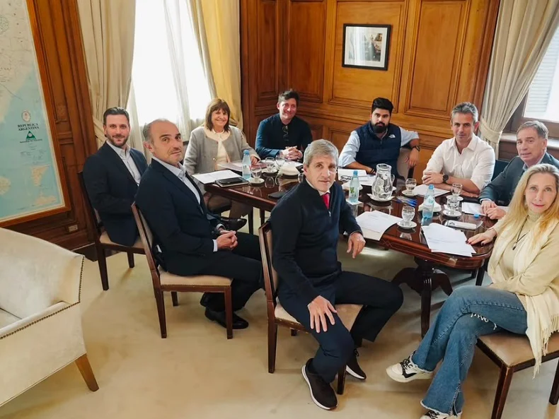 Mesa Política Gobierno 2026
