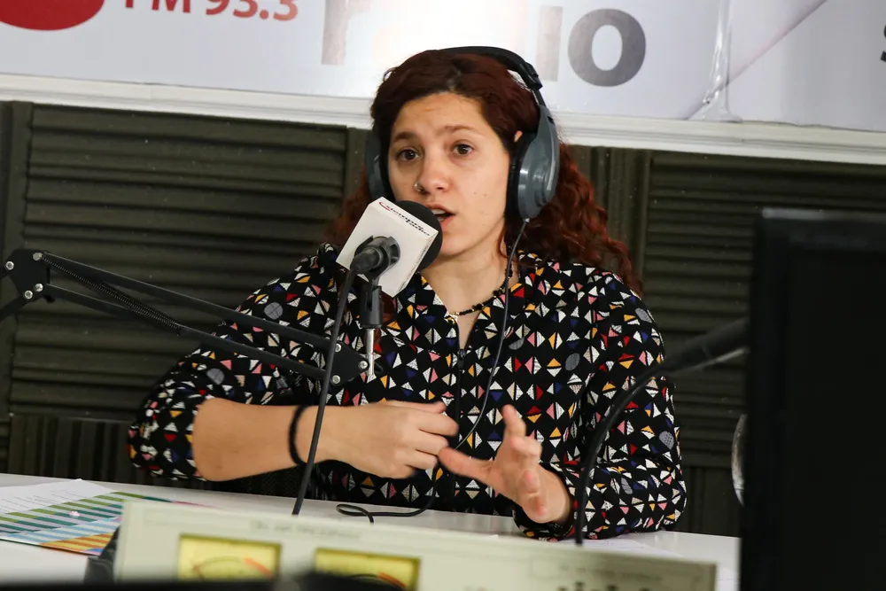Laura Moschella, Licenciada y Profesora en Psicología- Simpre Radio