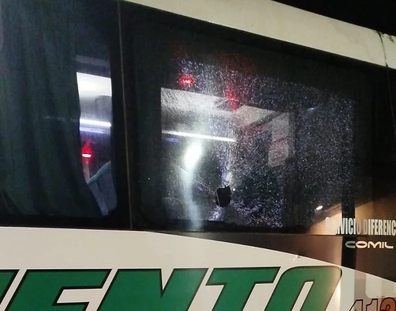Colectivo Sarmiento Pedrada 20260715